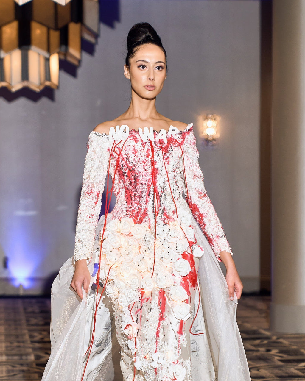 Look 14