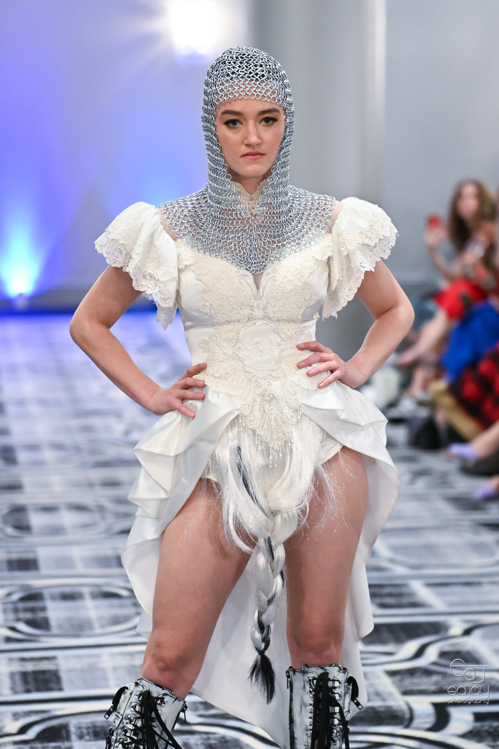 Look 12